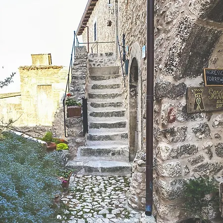 Apartament Festina Lente -