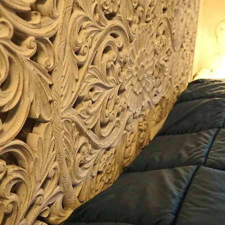 Festina Lente -