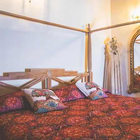 Apartament Festina Lente -