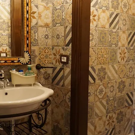 Apartment Festina Lente - *